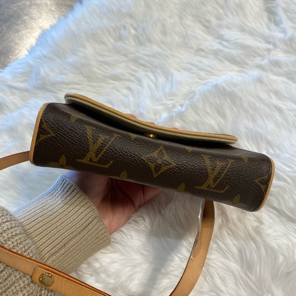 Louis Vuitton Fanny pack - Picture 4 of 4